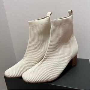 JOIE Women’s Neely Knit Sock Ankle Booties Ivory Size 9